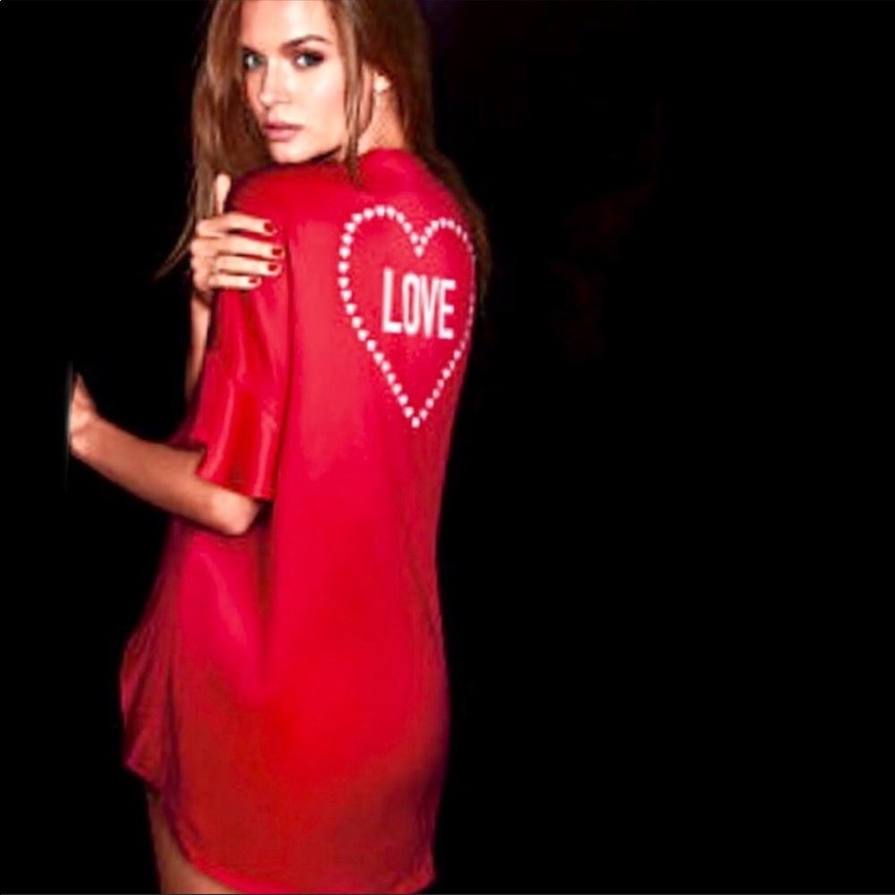 NWT Victoria’s Secret “LOVE” Kimono
